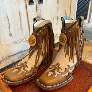 Corral booties with fringe and zipper